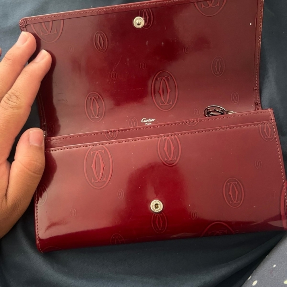 *Authentic*Cartier Bright Red Elegant Wallet .Has A Little Flaw. Cute👌 - Picture 7 of 16
